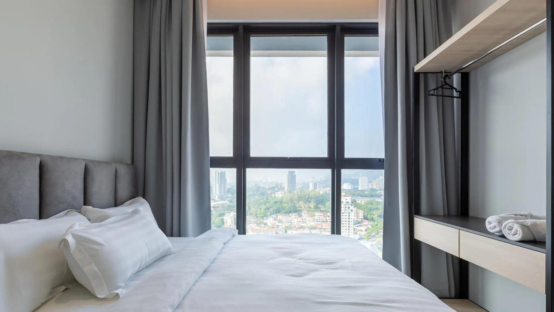 Urban Suites Jelutong